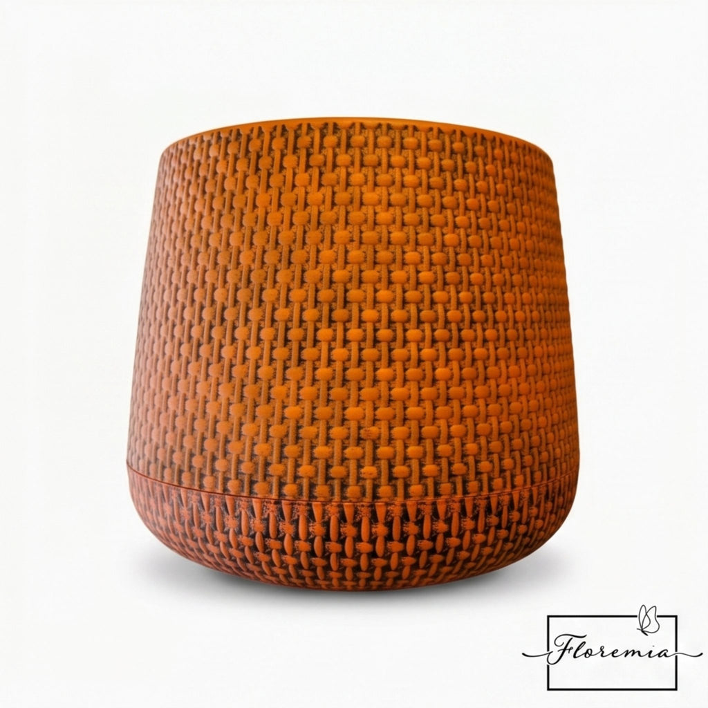Macetero de plástico con textura